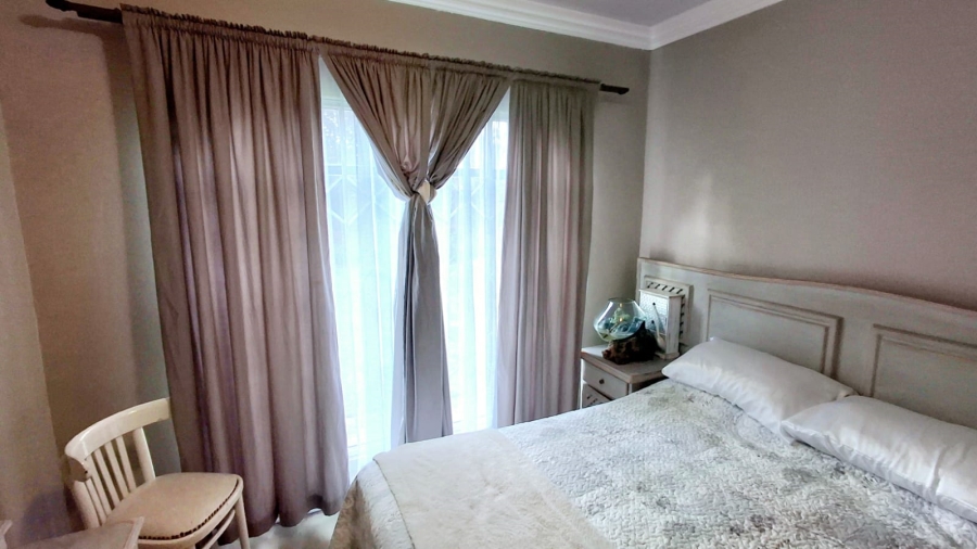5 Bedroom Property for Sale in Vaalpark Free State